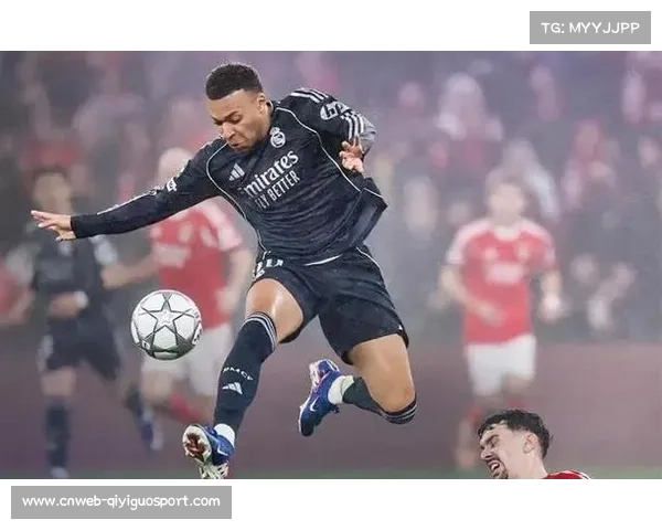 阿森纳3-2险胜凯拉特，以全胜战绩创纪录挺进欧冠16强